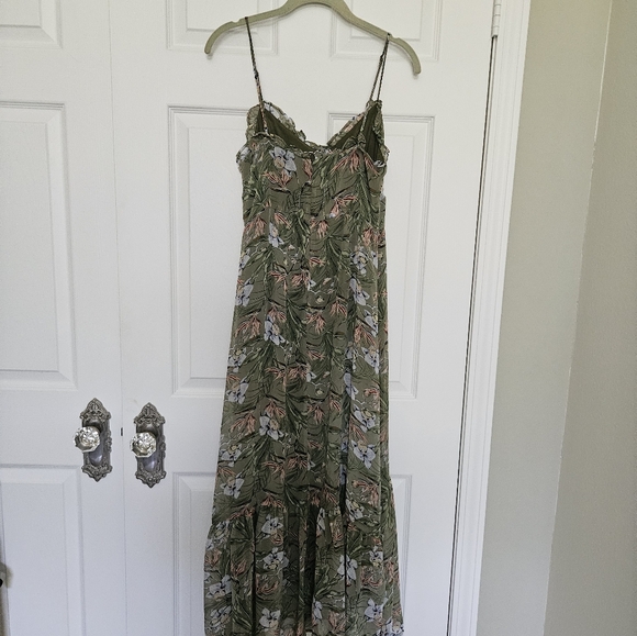 Summer strapless dress by all in favor - Picture 6 of 14